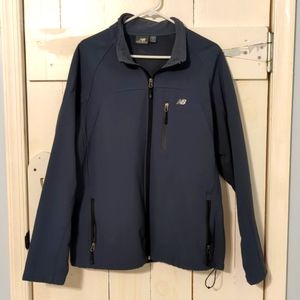 New Balance Men's L jacket, dark blue